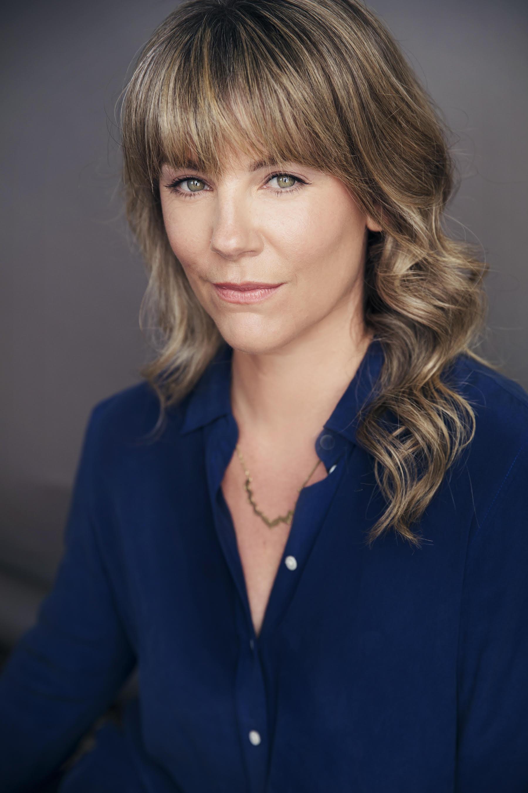 Toni Potter headshot