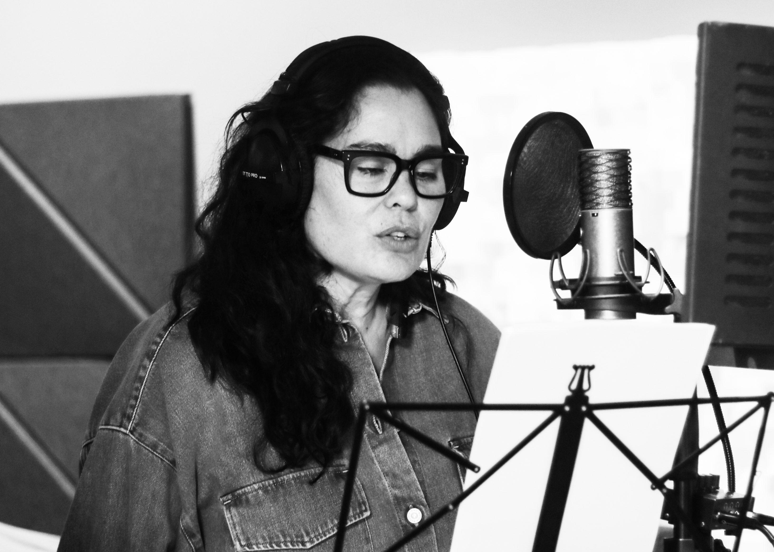 Rachel House in the recording studio for MAURI TAU